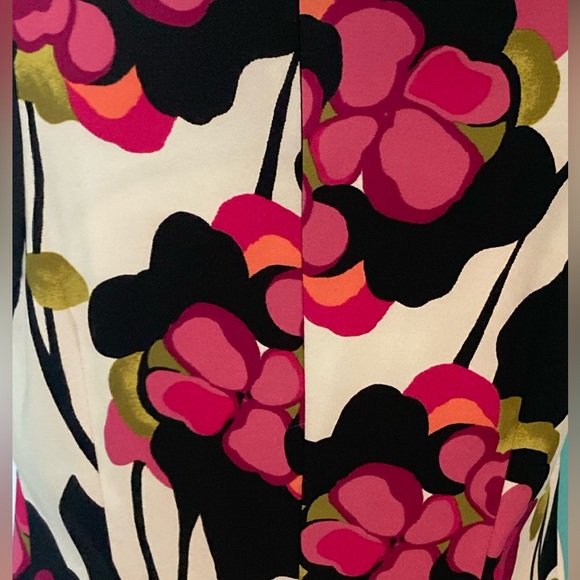 AGB Dress- Floral Sleeveless Dress - Black and Pink - Picture 10 of 16